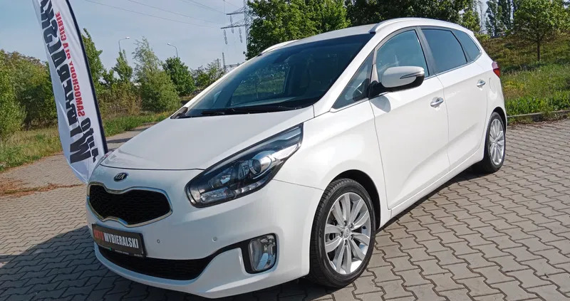 kia poznań Kia Carens cena 35900 przebieg: 200000, rok produkcji 2014 z Poznań